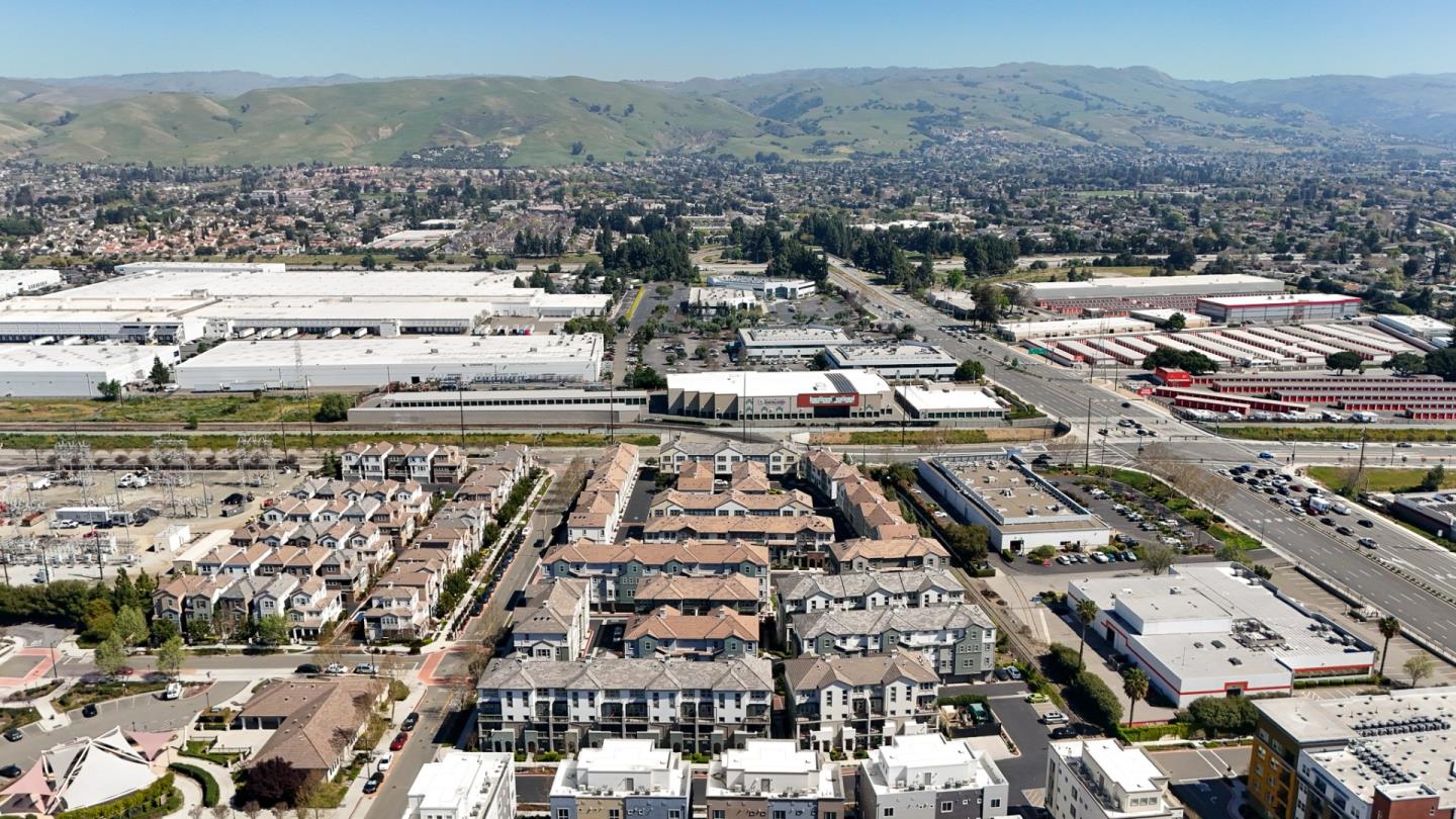 1425 Lavender Loop Milpitas, CA 95035 - Photo 52 of 59 an aerial view of city