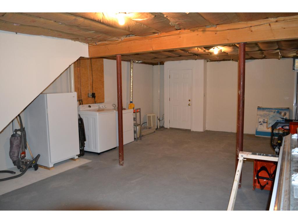 626 Bell Street Manchester, NH 03103 - Photo 27 of 36 Gallery Image 27