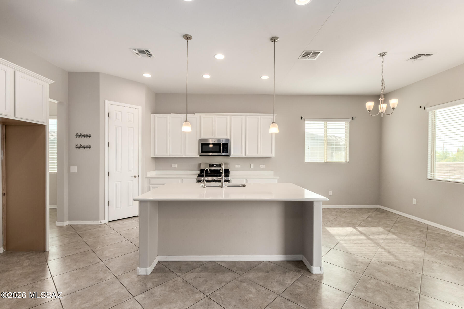 2974 South Open Range Way Tucson, AZ 85713 - Photo 8 of 27 Kitchen
