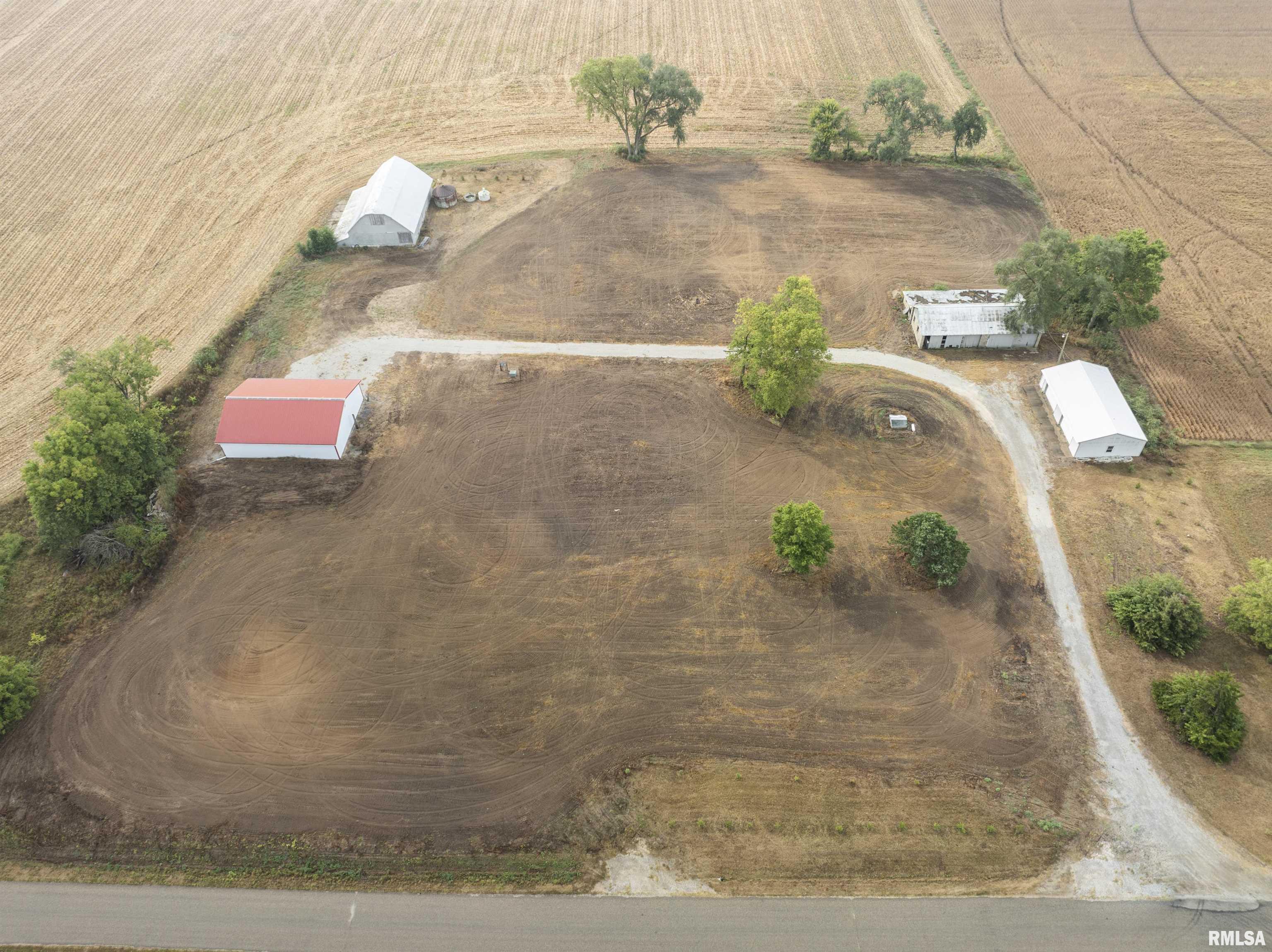 7865 Spring Lake Road Manito, IL 61546 - Photo 2 of 23