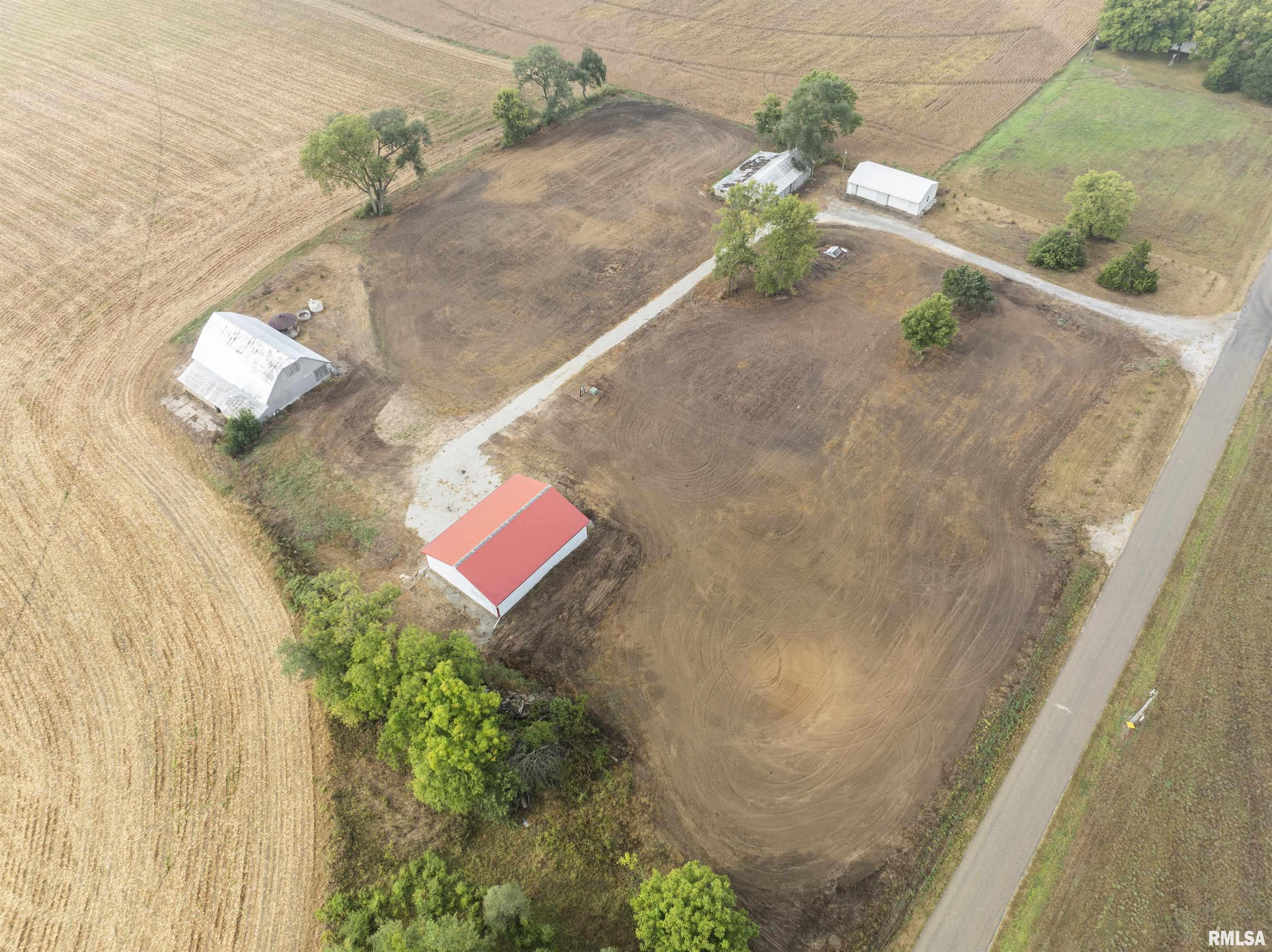 7865 Spring Lake Road Manito, IL 61546 - Photo 3 of 23