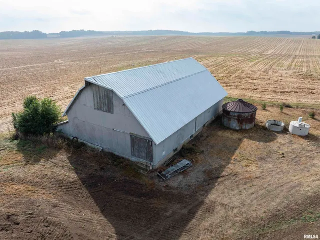 $199,000 | 7865 Spring Lake Road, Manito, IL 61546