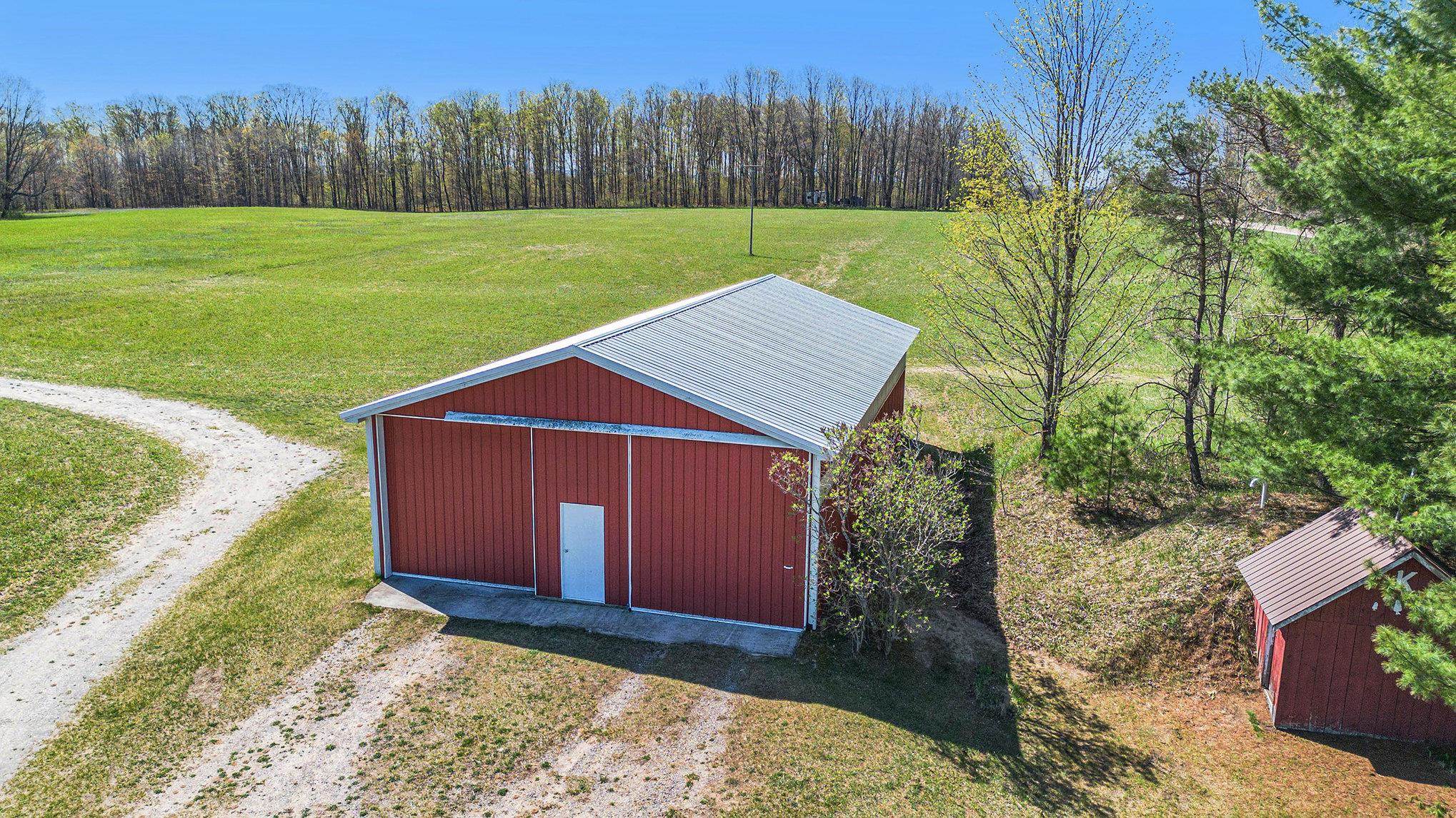 8400 North 7 Road Mesick, MI 49668 - Photo 42 of 54 1933758-5c2ae6fb-3160-44aa-bfd8-5dd035a4426a.JPG