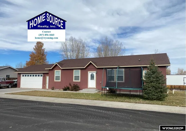 $280,000 | 810 Cliff Avenue, Riverton, WY 82501