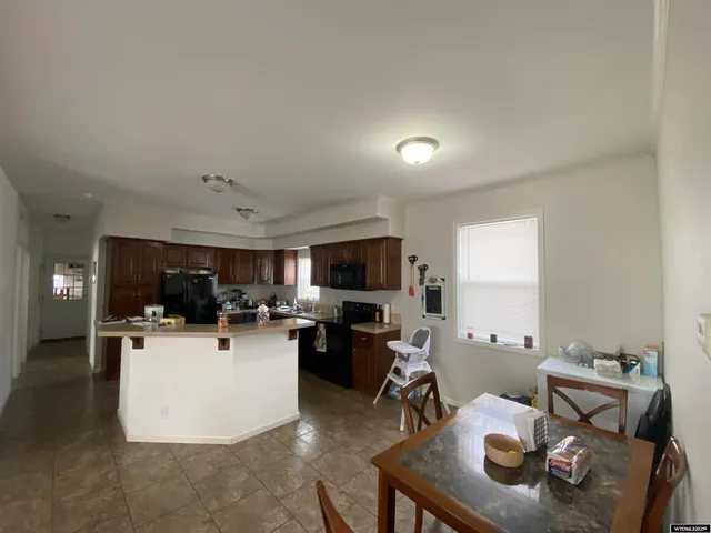 $280,000 | 810 Cliff Avenue, Riverton, WY 82501