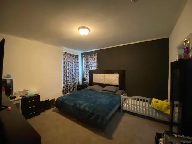 $280,000 | 810 Cliff Avenue, Riverton, WY 82501