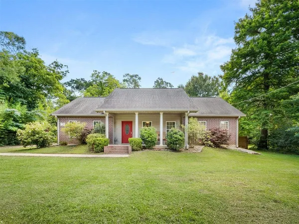 $219,000 | 710 South Division Street, DeRidder, LA 70634