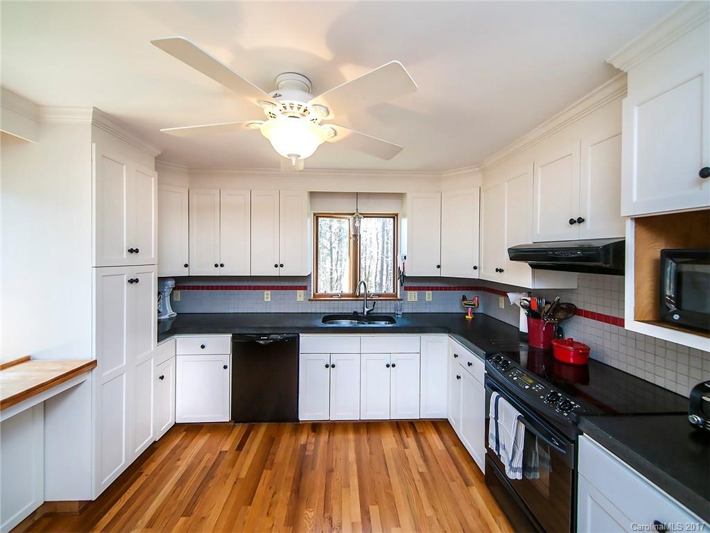 14902 Autumncrest Road Huntersville, NC 28078 - Photo 7 of 23 Gallery Image 7