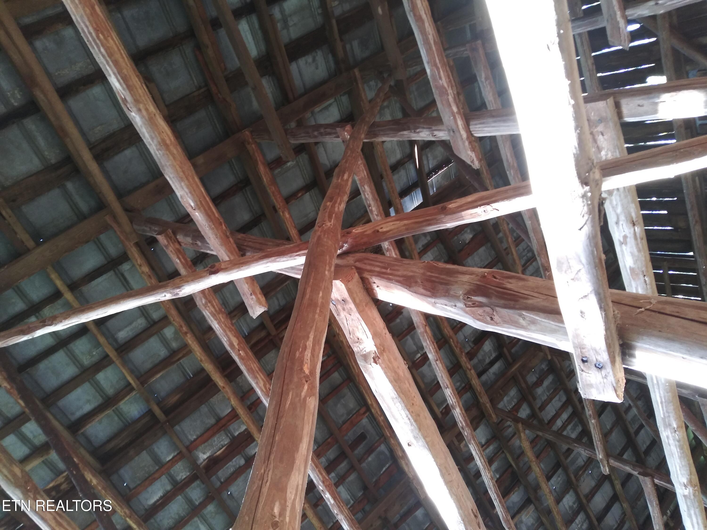 1333 Cherry Street Rutledge, TN 37861 - Photo 14 of 26 Barn Interior