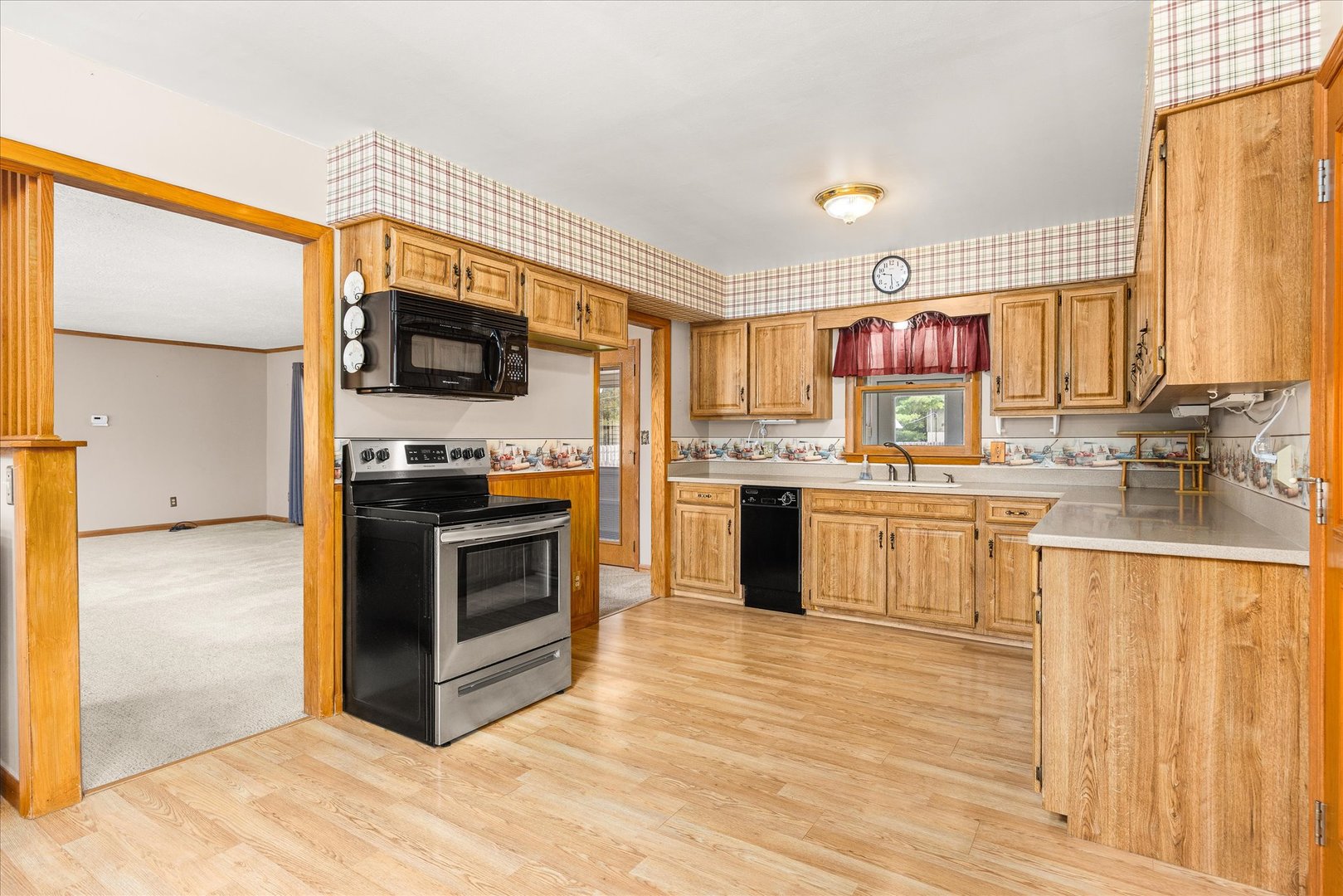 1508 Sharon Road Streator, IL 61364 - Photo 12 of 33