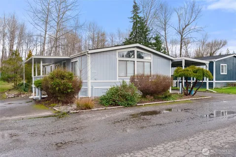 $215,000 | 28000 Northeast 142nd Place, Unit 121, Duvall, WA 98019