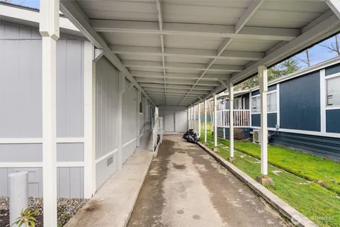 $215,000 | 28000 Northeast 142nd Place, Unit 121, Duvall, WA 98019