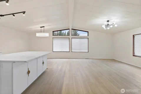 $215,000 | 28000 Northeast 142nd Place, Unit 121, Duvall, WA 98019