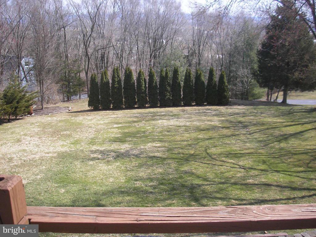 467 Ridge Avenue Ephrata, PA 17522 - Photo 3 of 21 Gallery Image 3