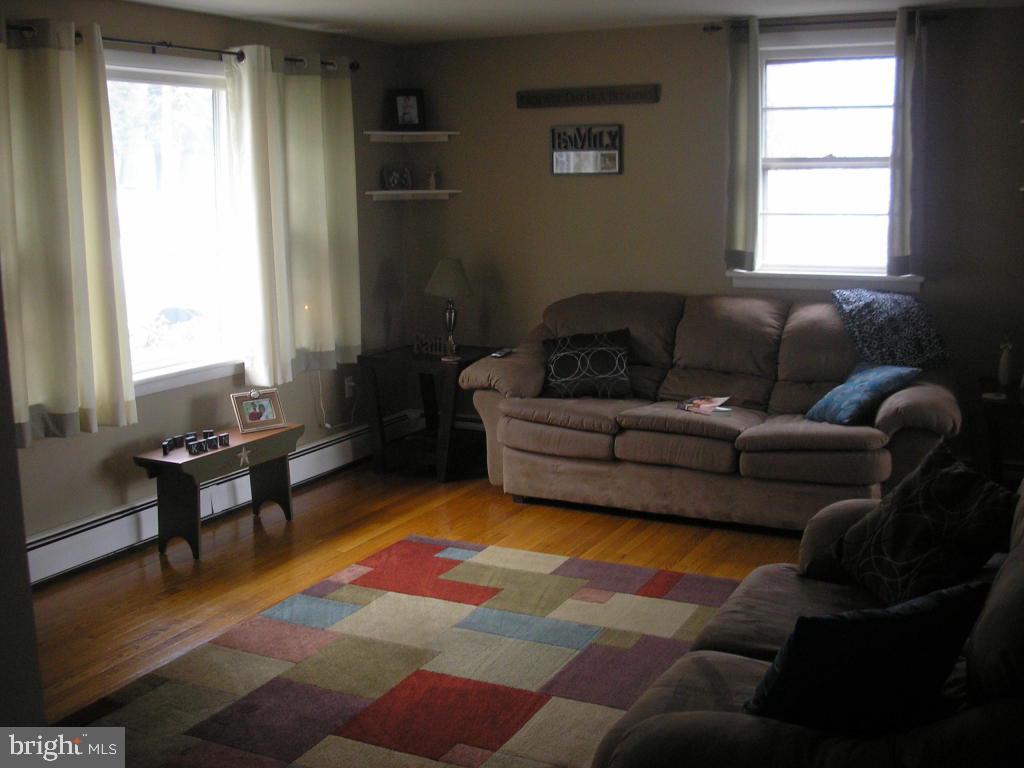 467 Ridge Avenue Ephrata, PA 17522 - Photo 5 of 21 Gallery Image 5