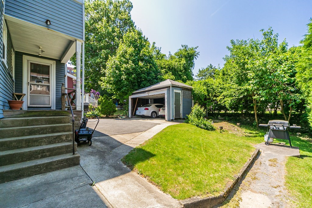 21-23 Fessenden Road Arlington, MA 02476 - Photo 13 of 15 Gallery Image 13