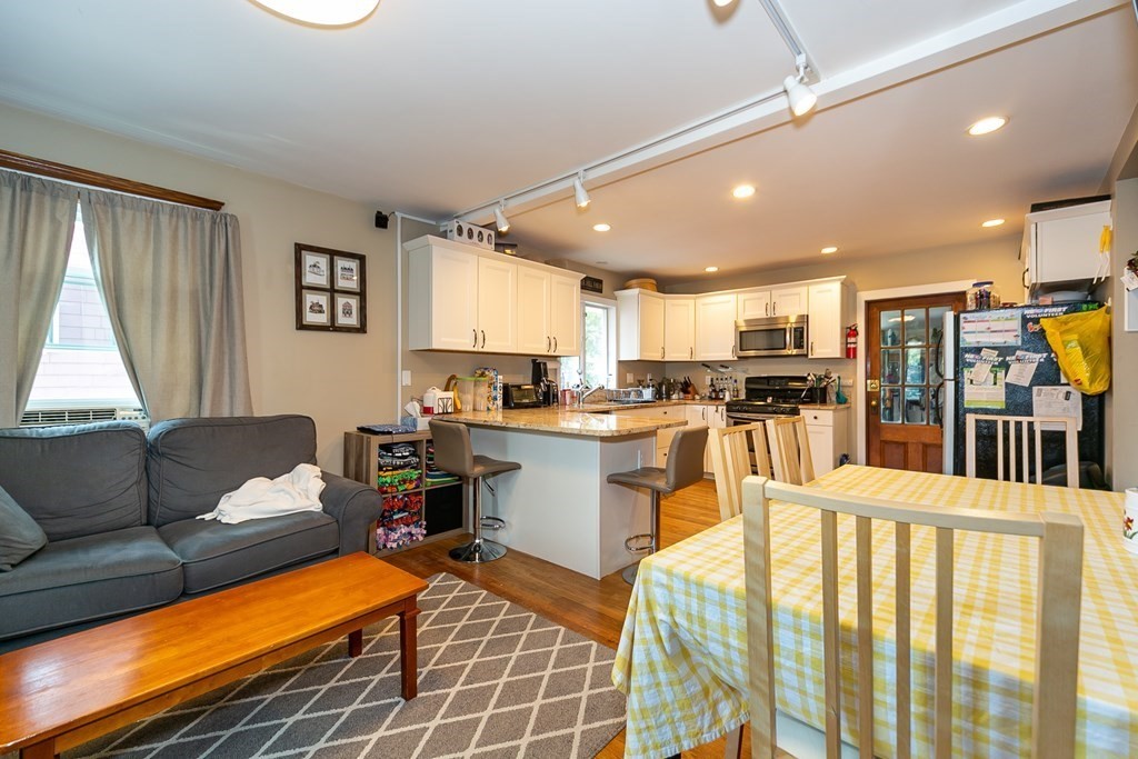 21-23 Fessenden Road Arlington, MA 02476 - Photo 9 of 15 Gallery Image 9