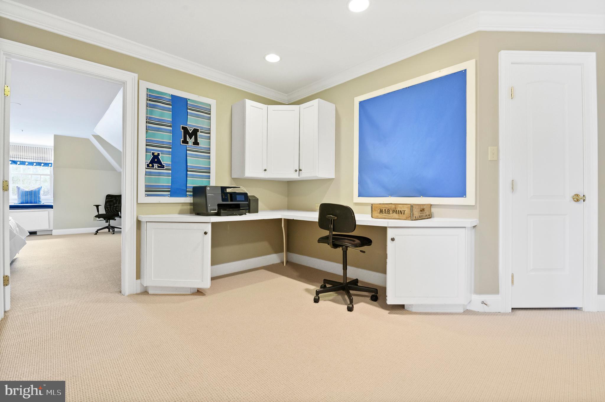 9 Plymouth Road Newtown Square, PA 19073 - Photo 24 of 28 Homework/Office Station