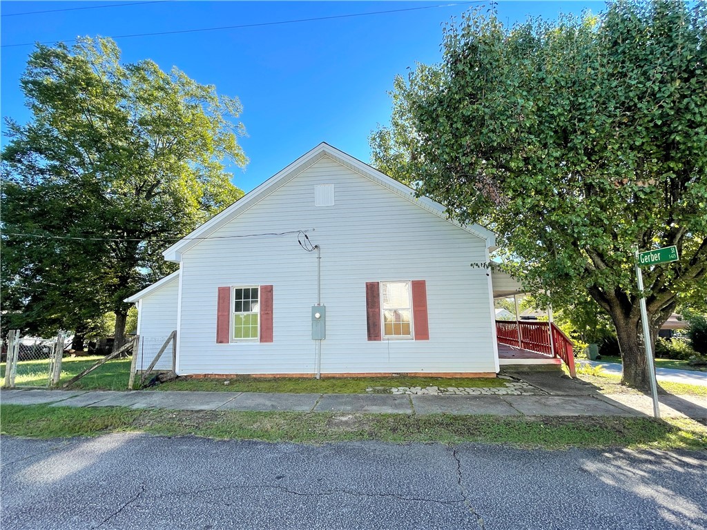 411 Gerber Street Walhalla, SC 29691 - Photo 6 of 34 Gallery Image 6
