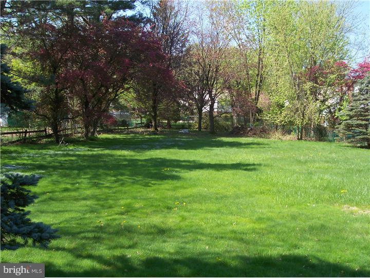 7818 Deer Run Road Glenside, PA 19038 - Photo 14 of 14