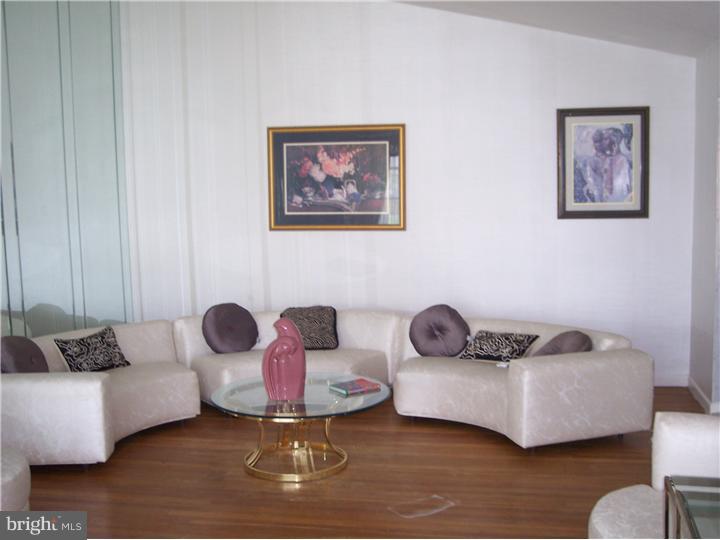 7818 Deer Run Road Glenside, PA 19038 - Photo 3 of 14