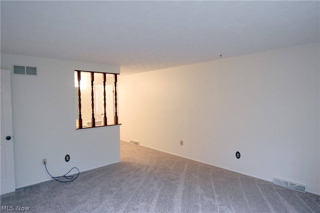 2160 Howland Wilson Road Northeast Warren, OH 44484 - Photo 15 of 32 Gallery Image 15
