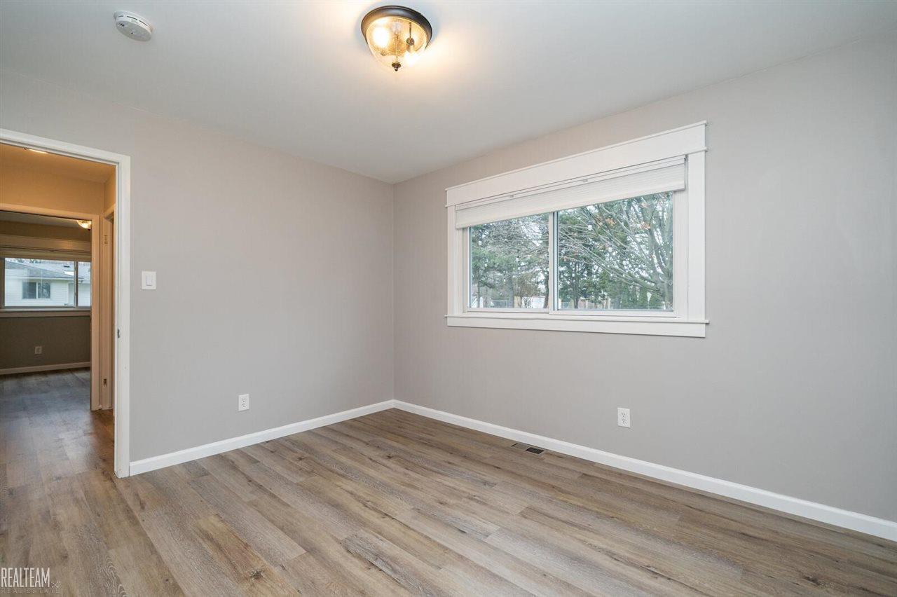 340 Lehigh Road Rochester, MI 48307 - Photo 19 of 29 50062869-18.JPG