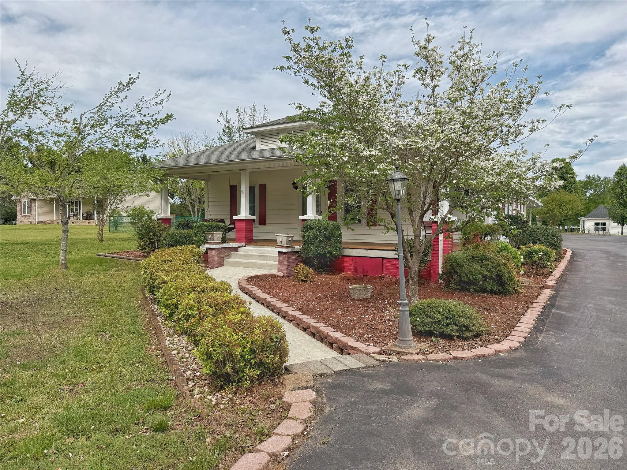 2102 Hickory Grove Road Gastonia, NC 28056 - Photo 3 of 31