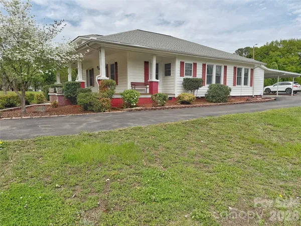$315,000 | 2102 Hickory Grove Road, Gastonia, NC 28056