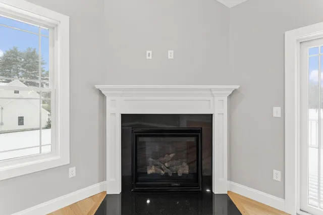 $1,100,000 | 91 Raymond Road, Auburn, NH 03032