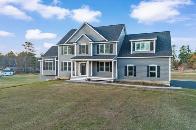 $1,100,000 | 91 Raymond Road, Auburn, NH 03032