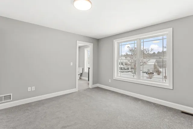 $1,100,000 | 91 Raymond Road, Auburn, NH 03032