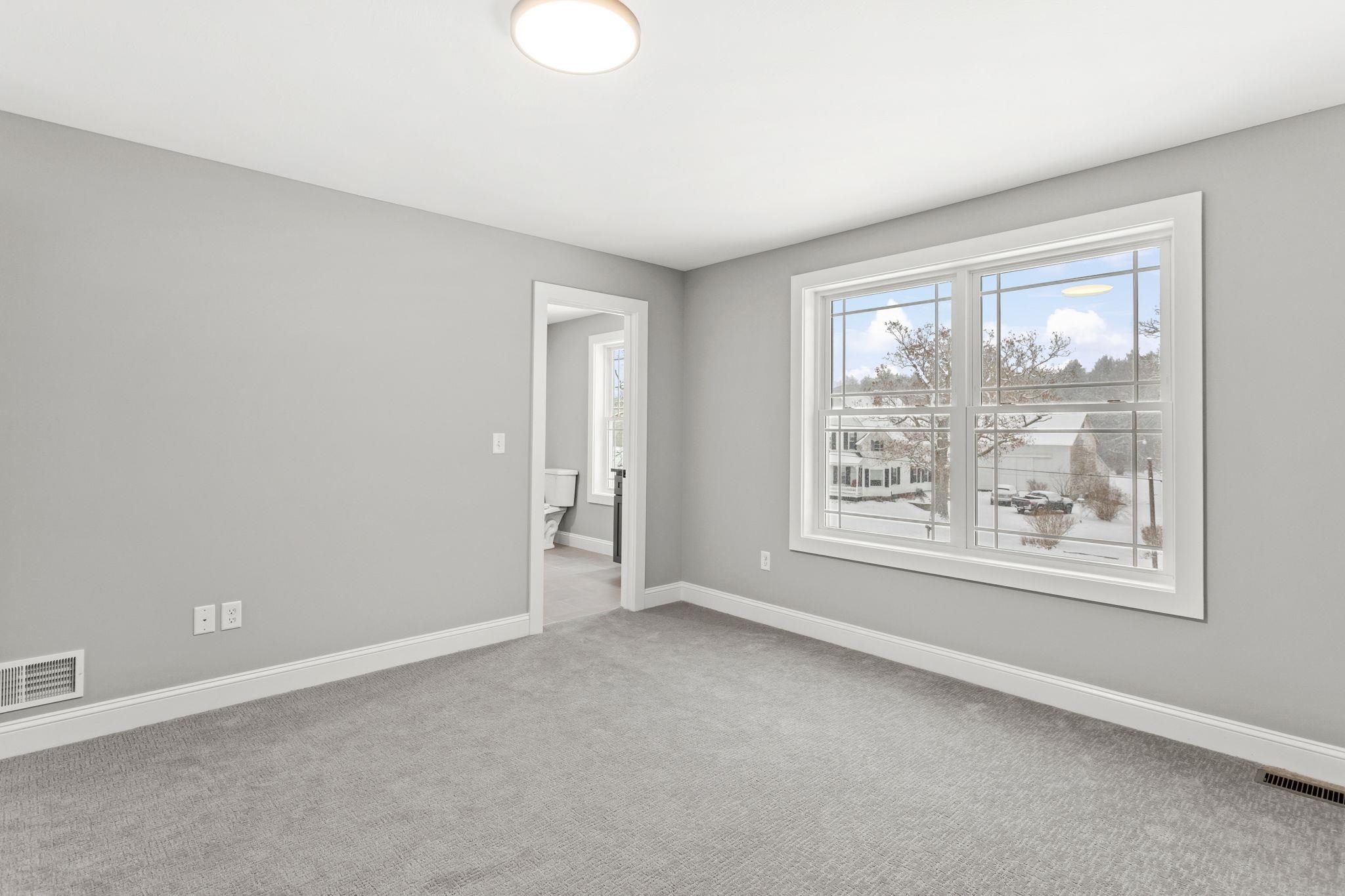 91 Raymond Road Auburn, NH 03032 - Photo 33 of 48