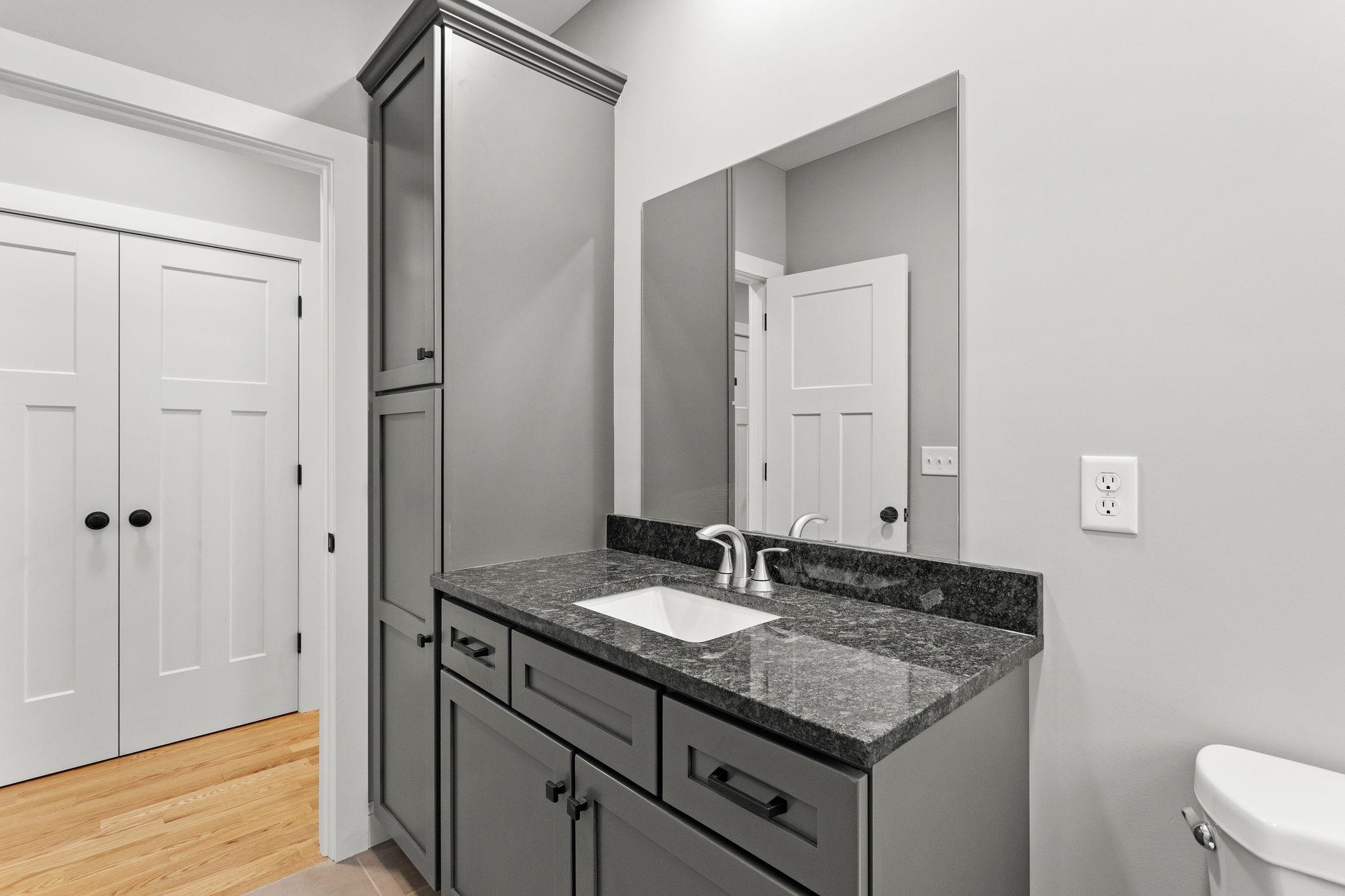 91 Raymond Road Auburn, NH 03032 - Photo 37 of 48