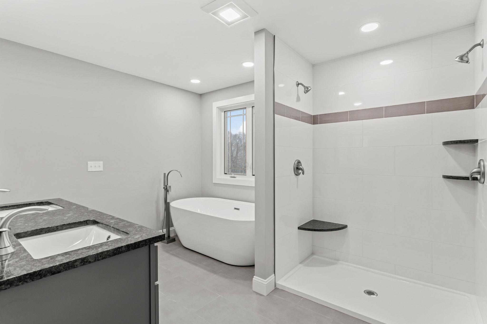 91 Raymond Road Auburn, NH 03032 - Photo 44 of 48