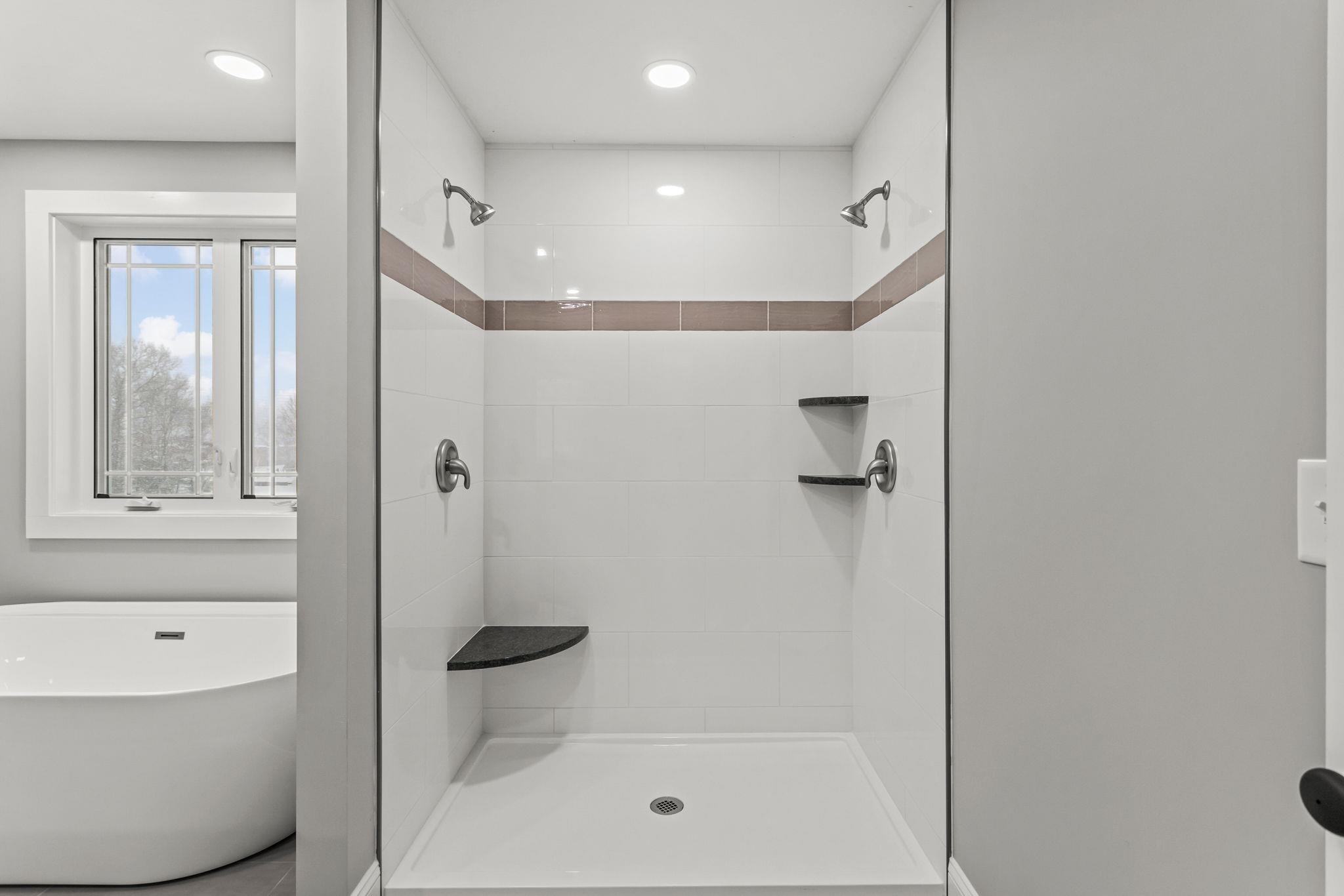 91 Raymond Road Auburn, NH 03032 - Photo 46 of 48