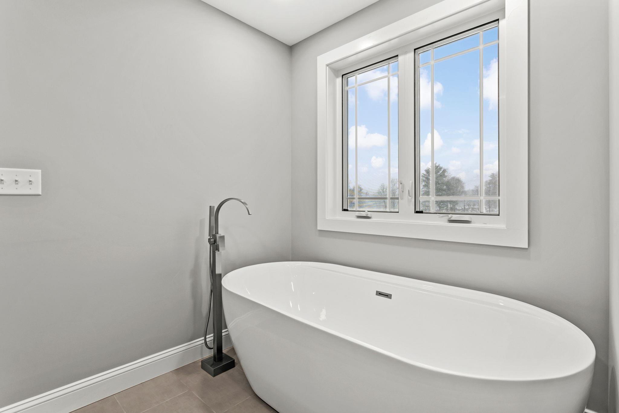 91 Raymond Road Auburn, NH 03032 - Photo 47 of 48