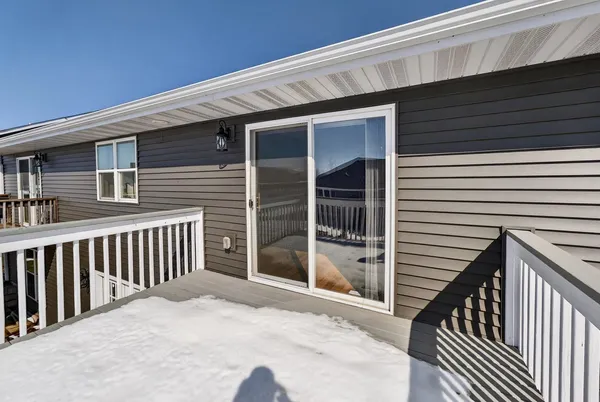 $326,000 | 645 Garfield Avenue, Unit 1, Evansville, WI 53536