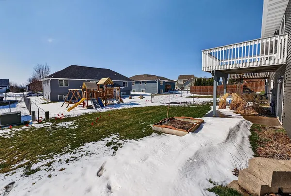 $326,000 | 645 Garfield Avenue, Unit 1, Evansville, WI 53536