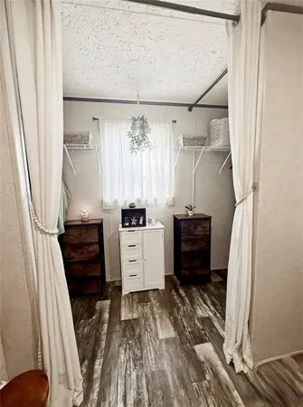 $199,500 | 19525 50th Road, Parsons, KS 67357