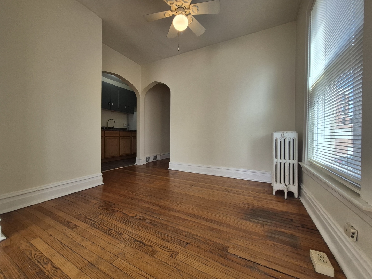 3208 Grove Avenue, Unit 2 Berwyn, IL 60402 - Photo 4 of 12