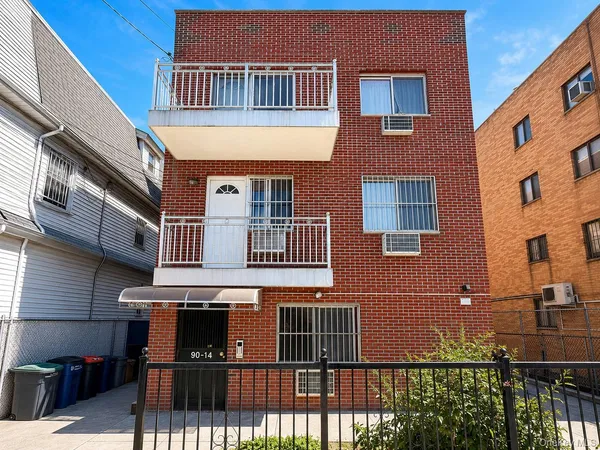 $548,000 | 90-14 51st Avenue, Unit 1A | Elmhurst