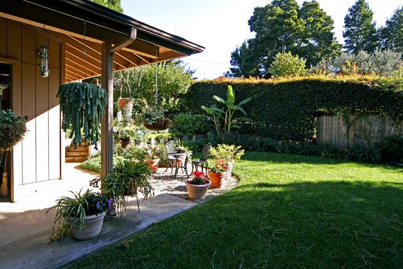 3889 Sunset Road Santa Barbara, CA 93110 - Photo 5 of 7 nice side and back yard