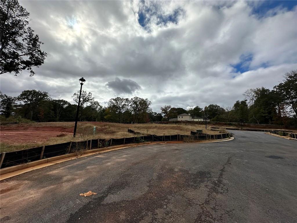 2080 Tilson Road Decatur, GA 30032 - Photo 3 of 13 a view of a terrace