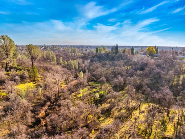 $650,000 | 5976 Sierra Drive, Redding, CA 96003