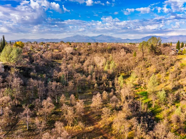 $650,000 | 5976 Sierra Drive, Redding, CA 96003