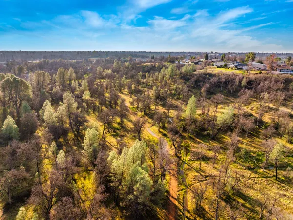 $650,000 | 5976 Sierra Drive, Redding, CA 96003