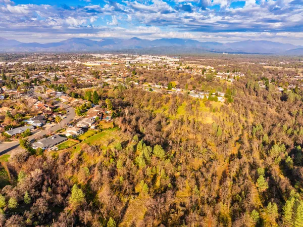 $650,000 | 5976 Sierra Drive, Redding, CA 96003