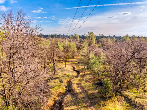 $650,000 | 5976 Sierra Drive, Redding, CA 96003