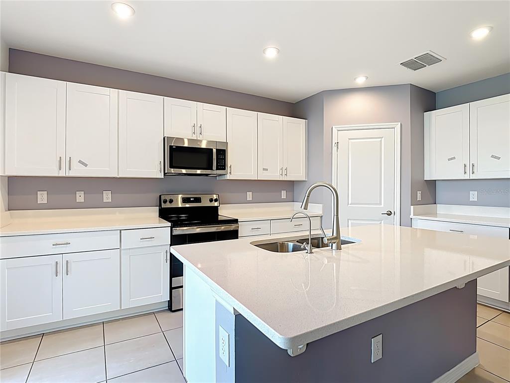 4291 Southern Vista Loop St. Cloud, FL 34772 - Photo 15 of 57
